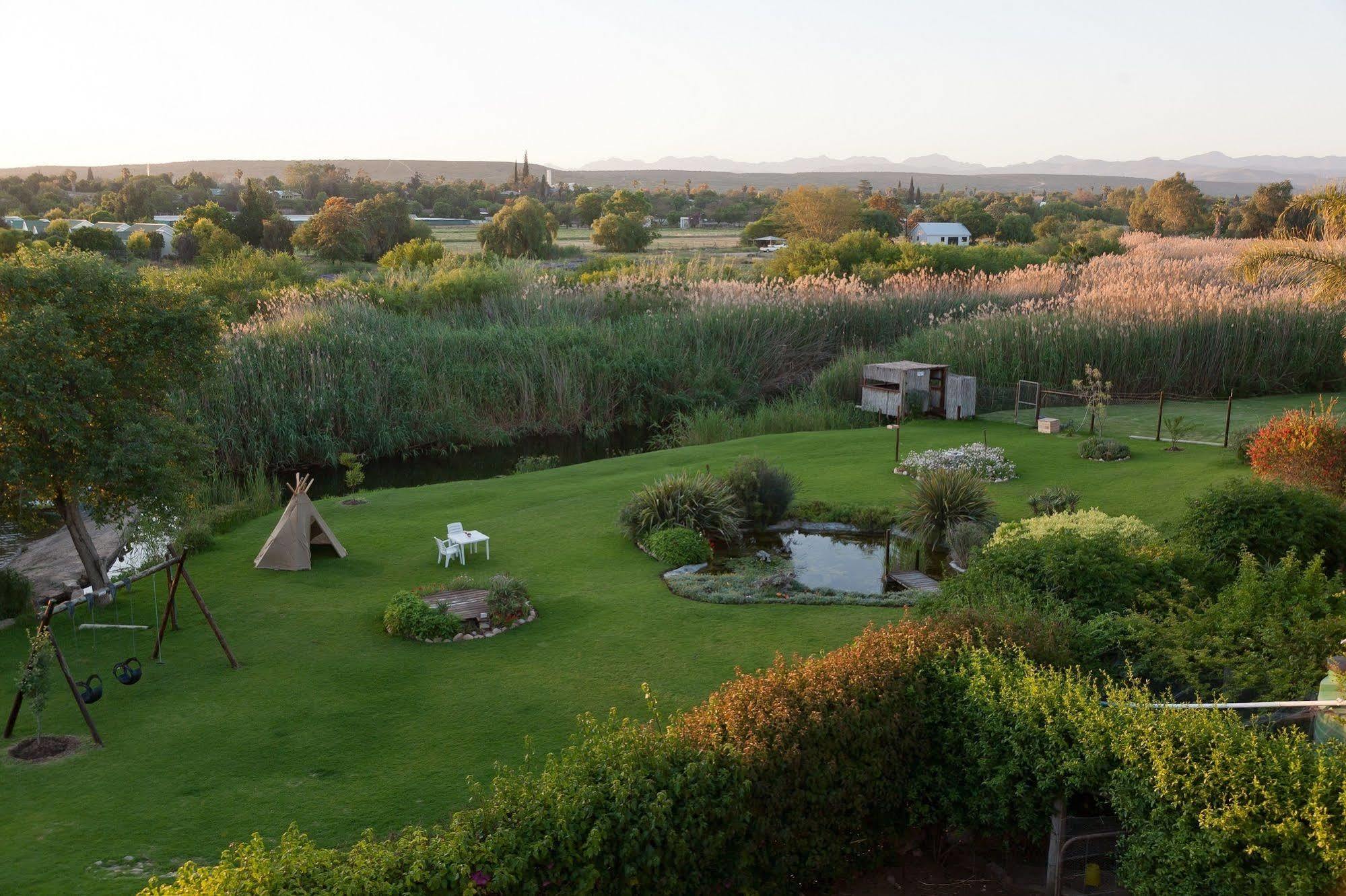 A1 Yotclub B&B Oudtshoorn Exterior photo